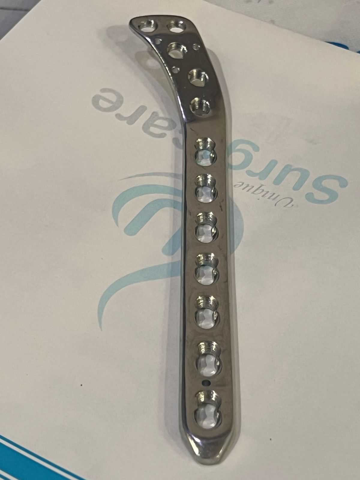 Locking proximal tibia plate S.S